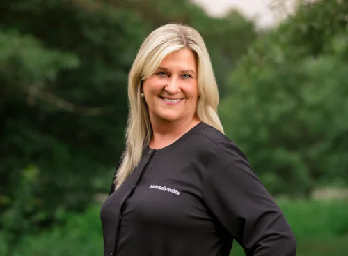 Donna, Dental Hygienist in Zebulon, NC